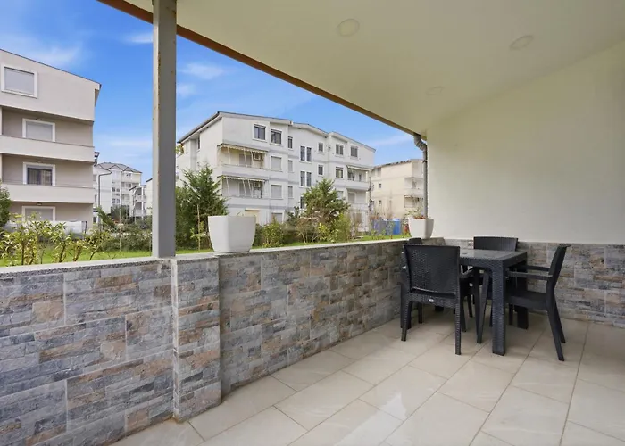 Apartment Enles Garden - *