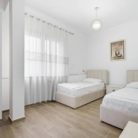 Enles Garden - Appartement Golem (Tirana)