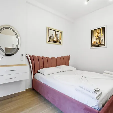 Апартаменты Enles Garden -