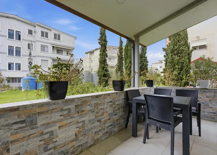 Апартаменты Enles Garden -