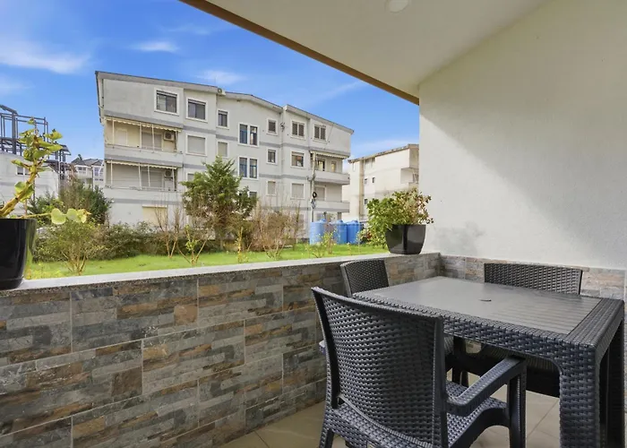 Апартаменты Enles Garden -