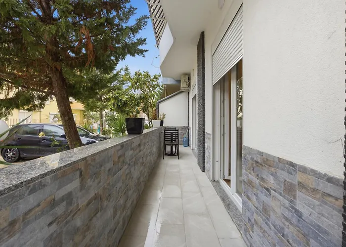 Appartamento Enles Garden - *