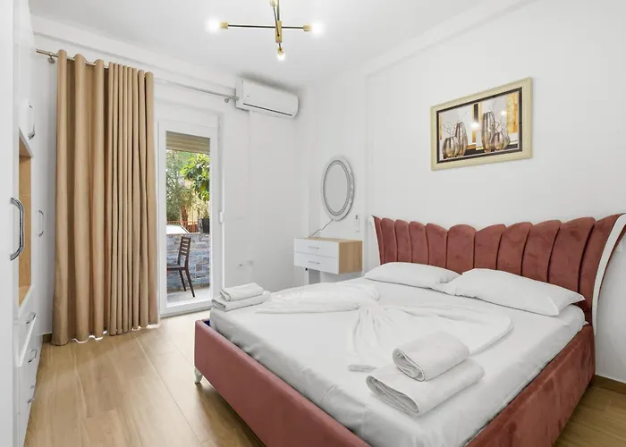 Enles Garden - Апартаменты Голем