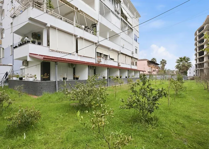 Апартаменты Enles Garden - *