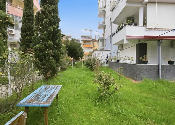 Enles Garden - * Golem (Tirana)